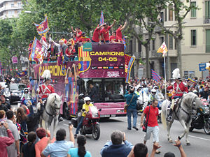 300px FC Barcelona   Celebración Champions 2005 (Rua por Barcelona)   001